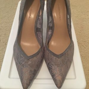 Banana Republic Gray Lace Heels Sz. 8 Like NEW!